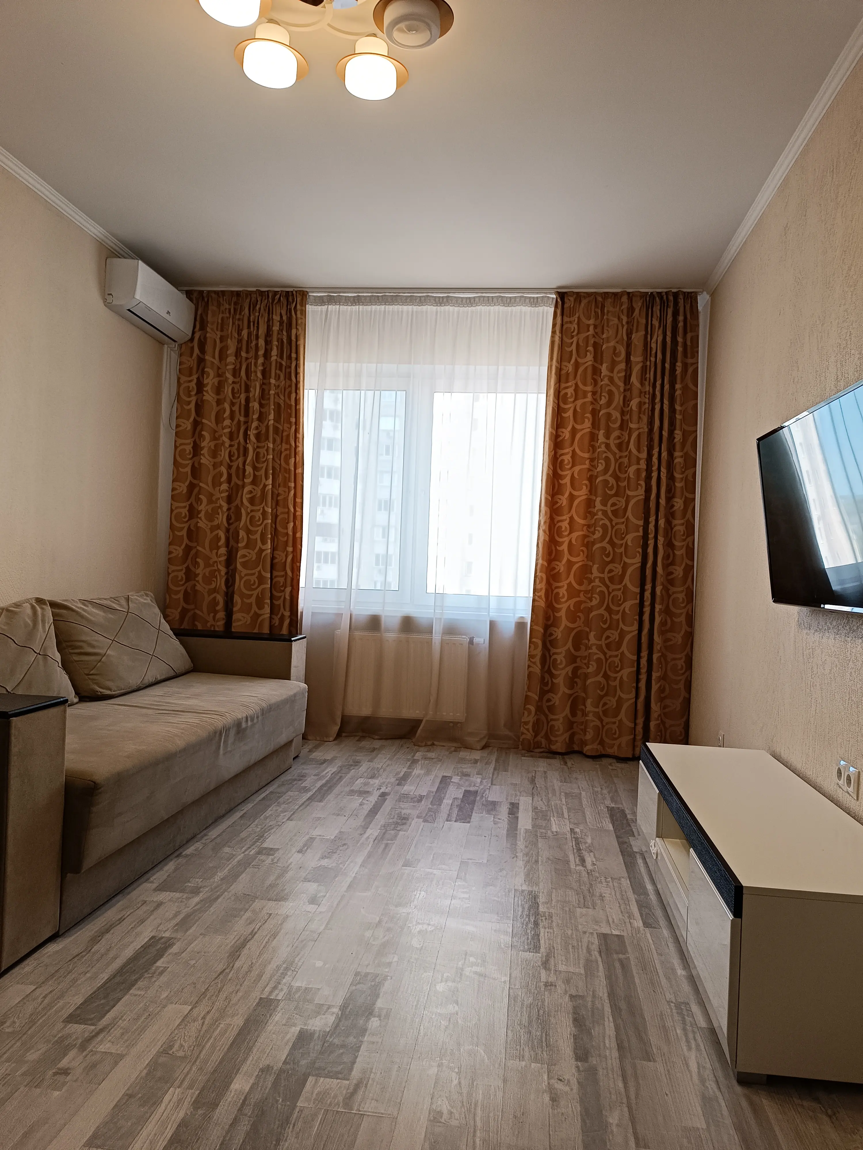 Фото Selling a 2-room apartment, 63.7 sq.m., Sofii Rusovoi Street 3 Kyiv, price: 90000 $, code 7287