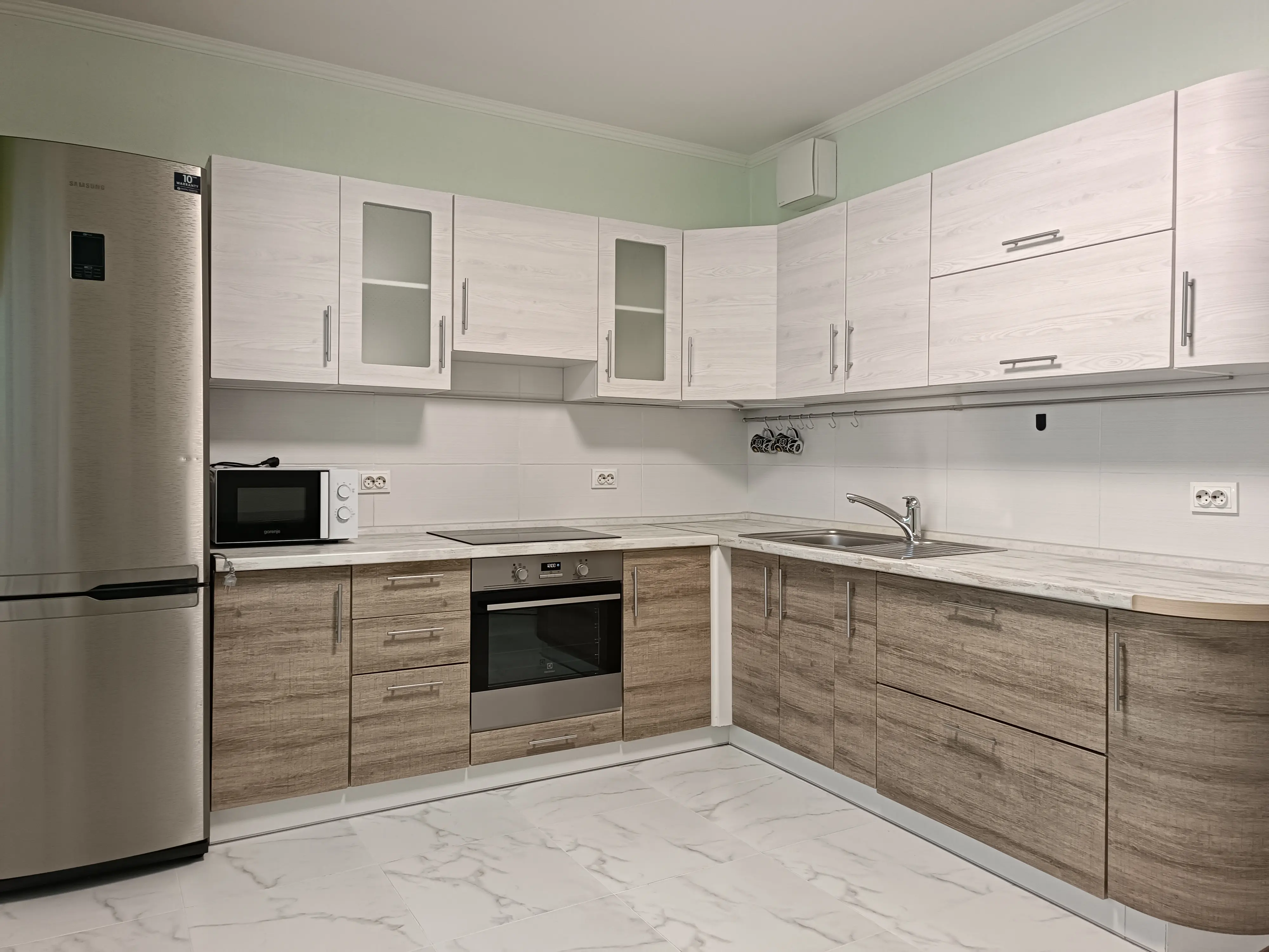 Фото Selling a 2-room apartment, 63.7 sq.m., Sofii Rusovoi Street 3 Kyiv, price: 90000 $, code 7287