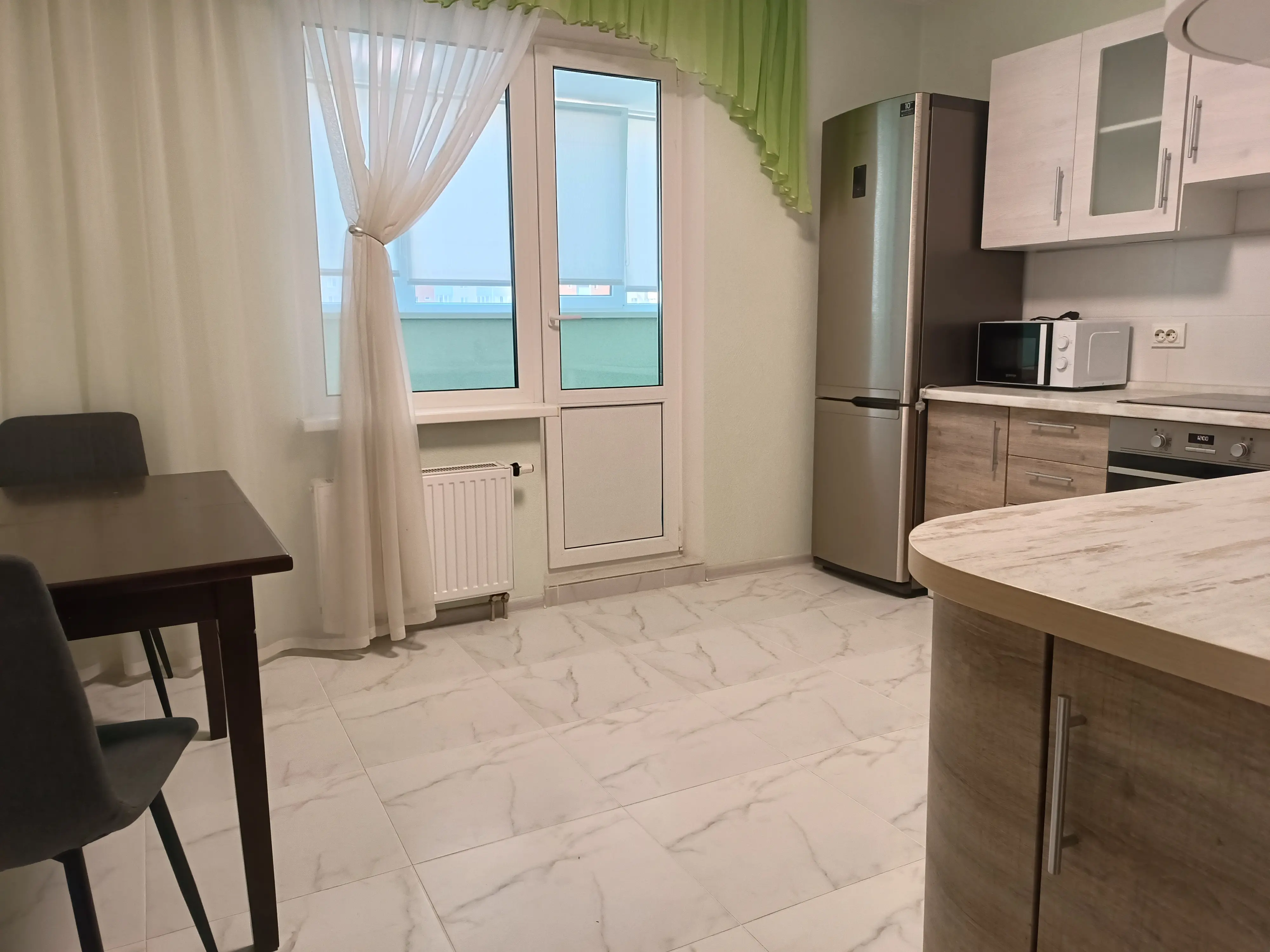 Фото Selling a 2-room apartment, 63.7 sq.m., Sofii Rusovoi Street 3 Kyiv, price: 90000 $, code 7287