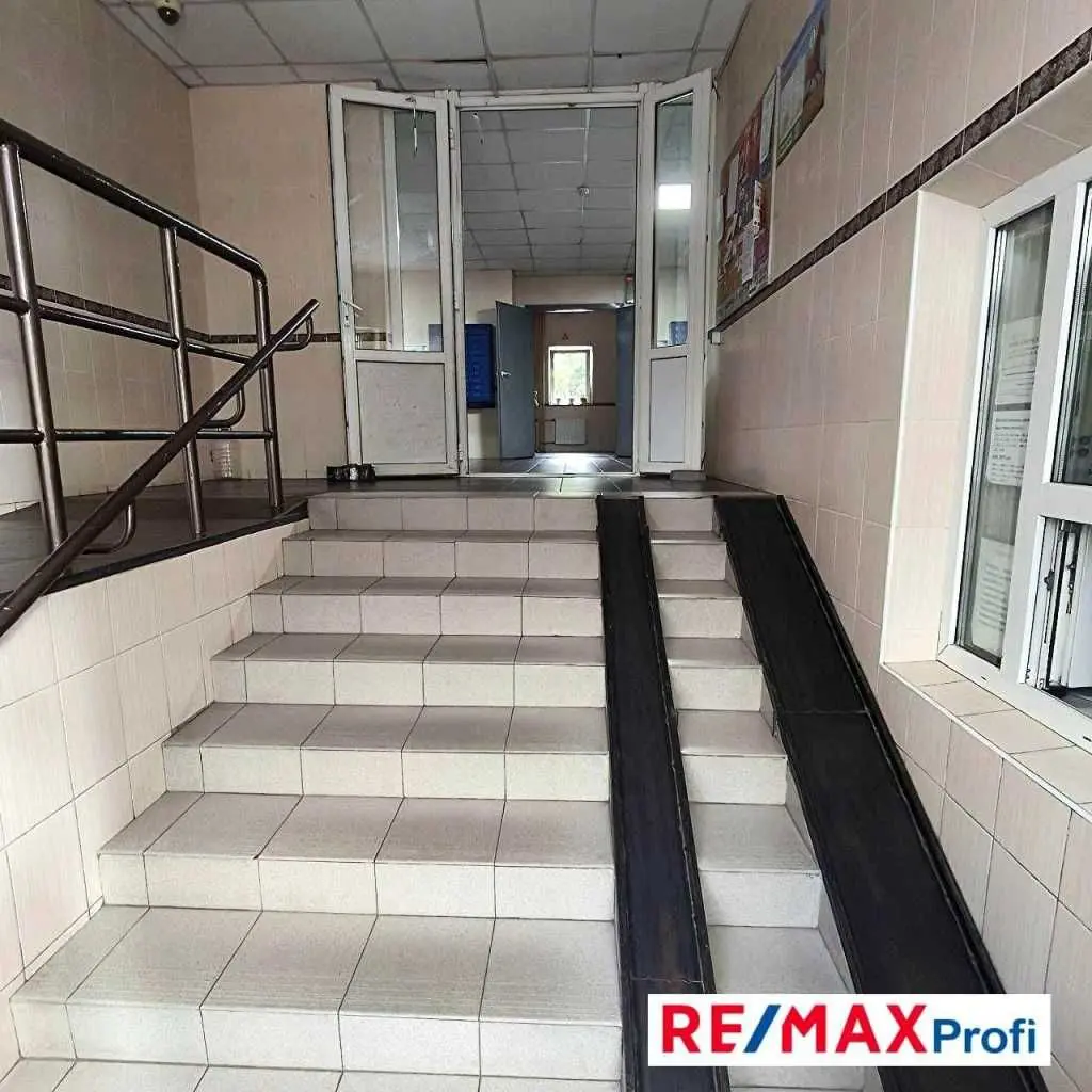 Фото Selling a 1-room apartment, 43 sq.m., Kharkivske Road 182 Kyiv, price: 50000 USD, code 7289