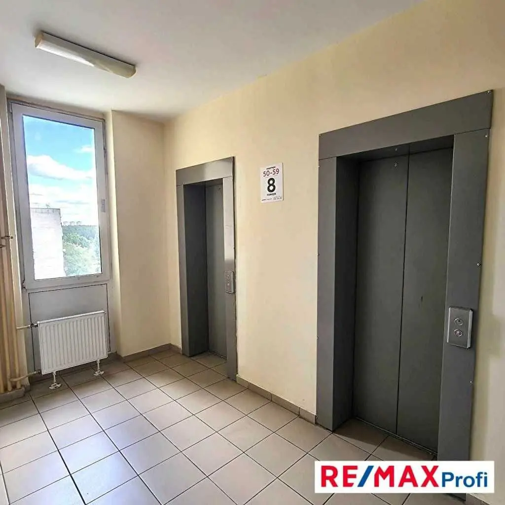 Фото Selling a 1-room apartment, 43 sq.m., Kharkivske Road 182 Kyiv, price: 50000 USD, code 7289
