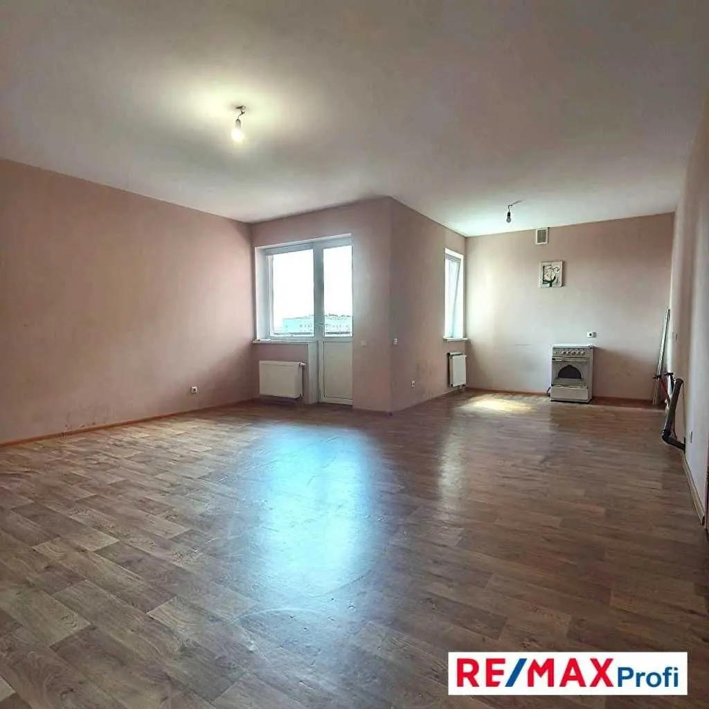 Фото Selling a 1-room apartment, 43 sq.m., Kharkivske Road 182 Kyiv, price: 50000 USD, code 7289