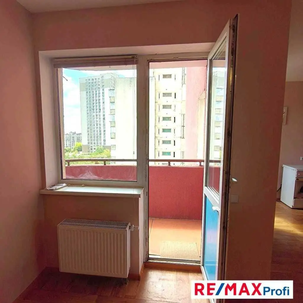 Фото Selling a 1-room apartment, 43 sq.m., Kharkivske Road 182 Kyiv, price: 50000 USD, code 7289