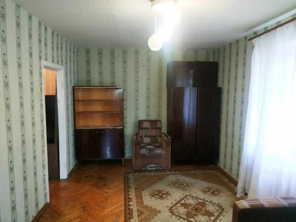 Фото Зняти 1 кімнатну квартиру, Любомира Гузара просп. (Космонавта Комарова) 30/28 Київ в довгострокову оренду, ціна: 10000 UAH, код 7293
