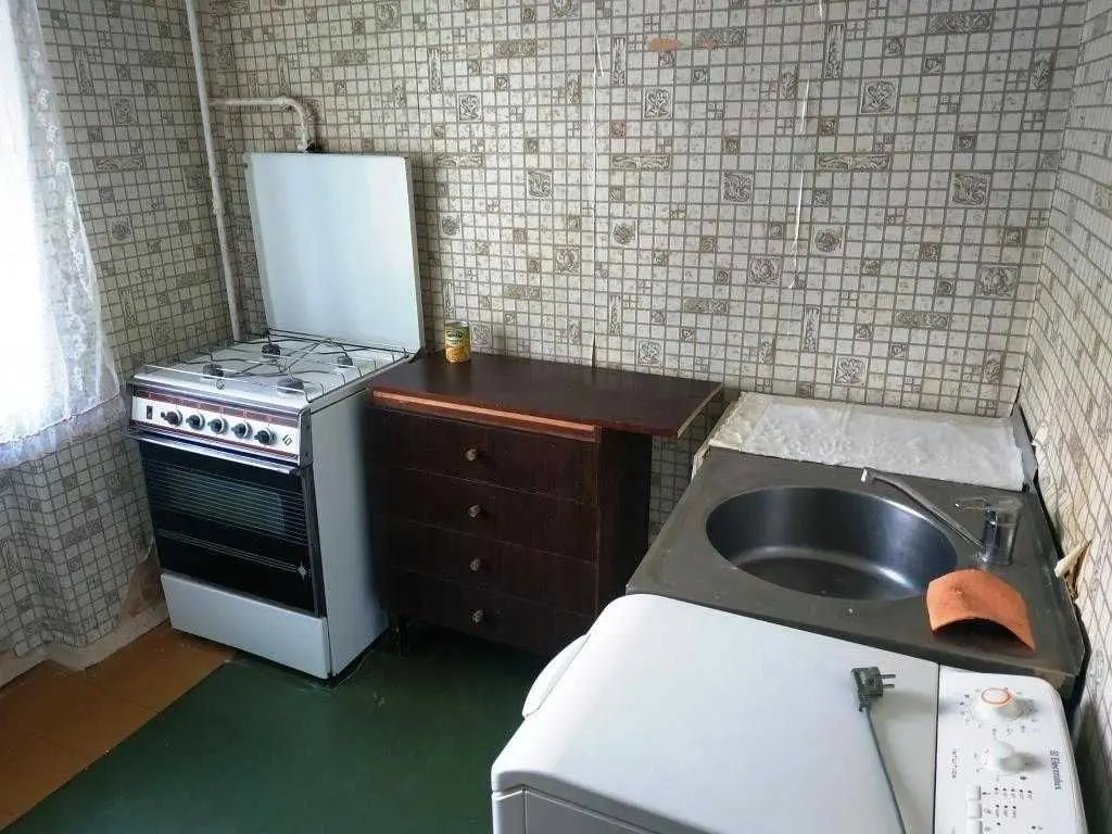 Фото Зняти 1 кімнатну квартиру, Любомира Гузара просп. (Космонавта Комарова) 30/28 Київ в довгострокову оренду, ціна: 10000 UAH, код 7293