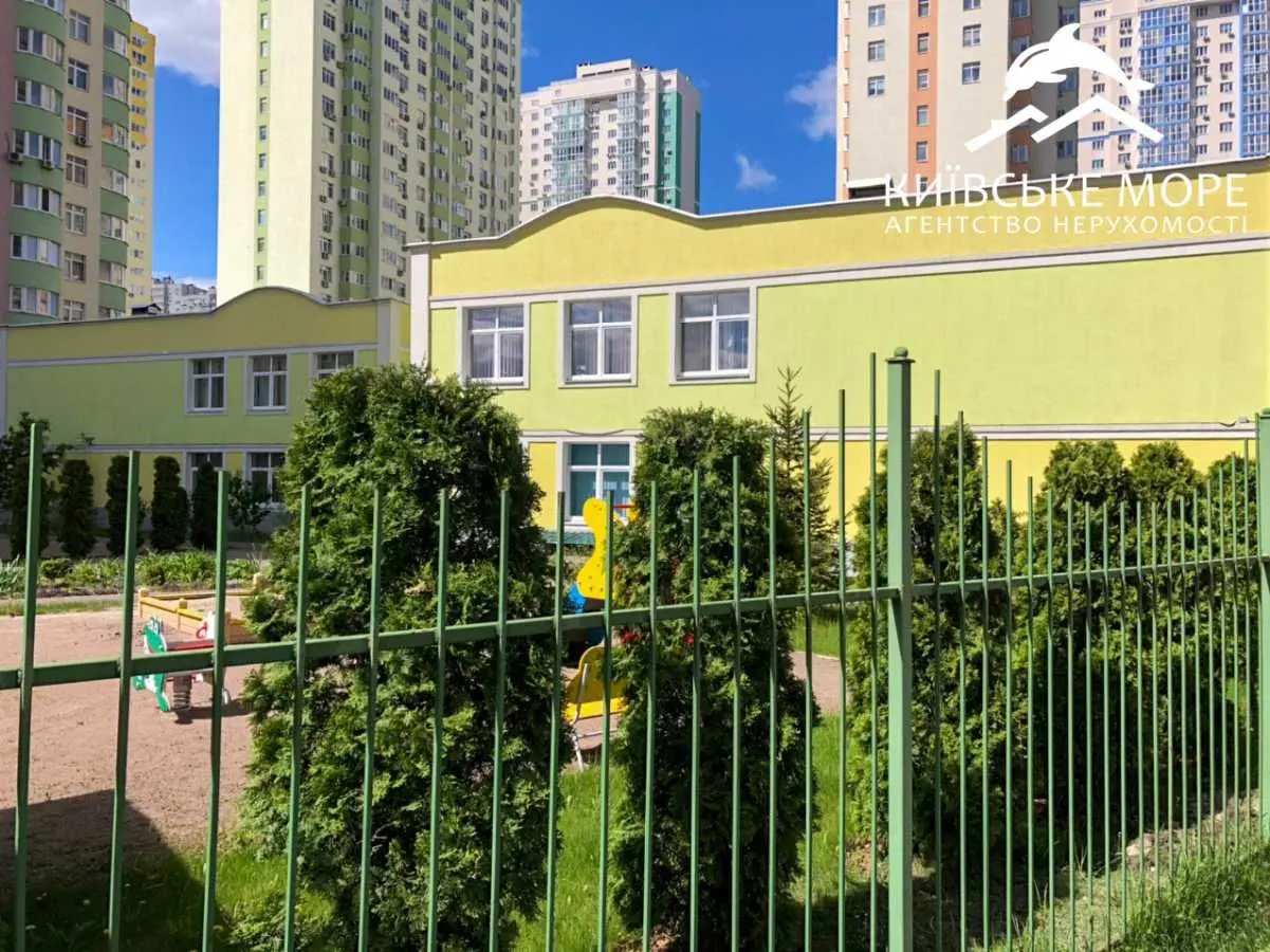Фото Rent a 2-room apartment, Voskresenska Street 16В Kyiv for long-term rent, price: 25000 UAH, code 7300