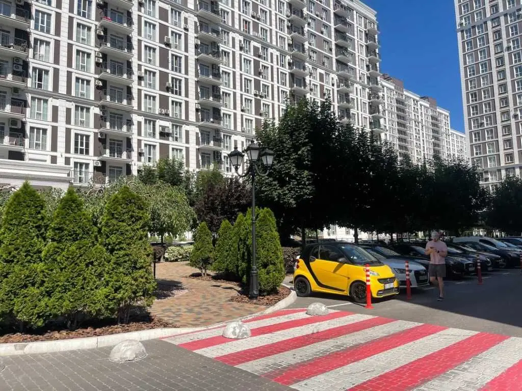 Фото Продаю 1 кімнатну квартиру, 41 кв. м, Михайла Максимовича вул. (Онуфрія Трутенка)  Київ, ціна: 105000 USD, код 7301
