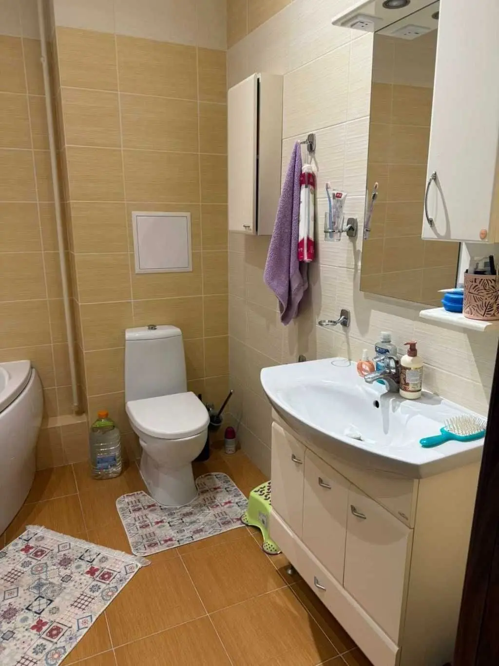Фото Rent a 4-room apartment, Valeriya Lobanovskoho Street 21 Chaiky for long-term rent, price: 900 USD, code 7303