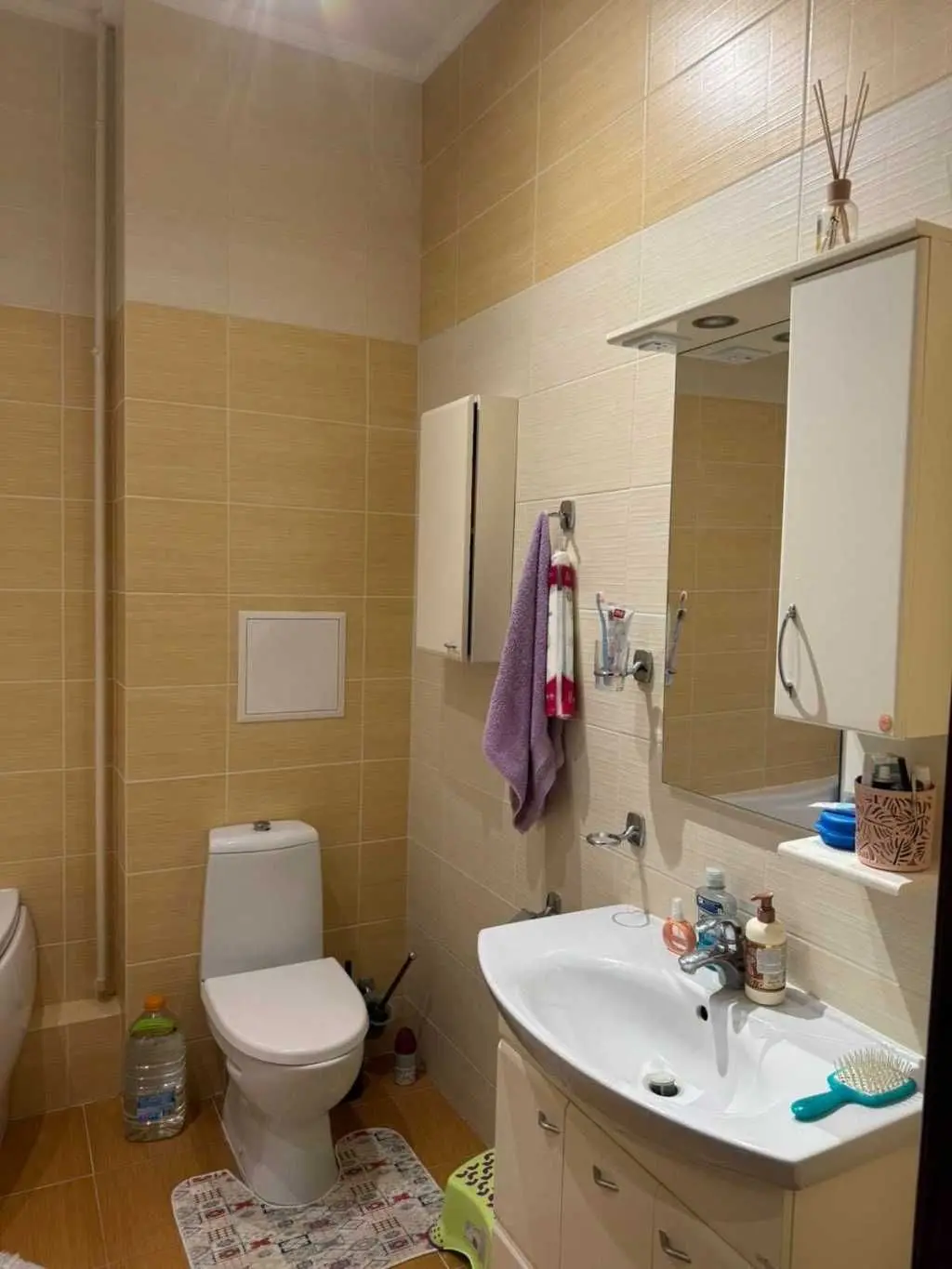 Фото Rent a 4-room apartment, Valeriya Lobanovskoho Street 21 Chaiky for long-term rent, price: 900 USD, code 7303