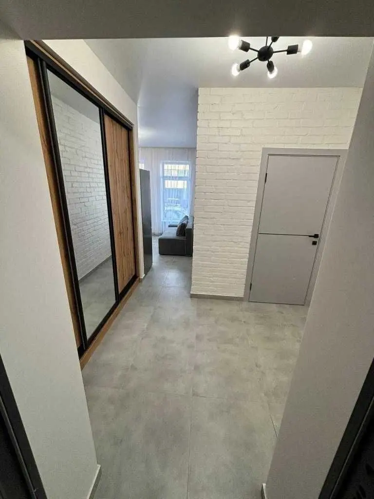 Фото Selling a 1-room apartment, 37 sq.m., Lutsk, price: 67000 USD, code 7307