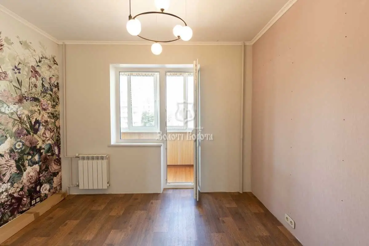 Фото Selling a 3-room apartment, 70 sq.m., Dekabrystiv Street 5 Kyiv, price: 100000 USD, code 7308