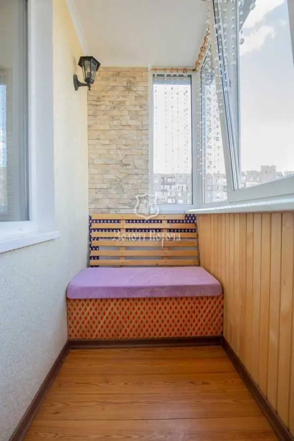Фото Selling a 3-room apartment, 70 sq.m., Dekabrystiv Street 5 Kyiv, price: 100000 USD, code 7308