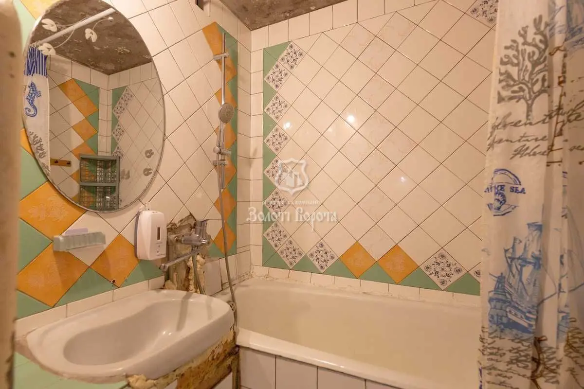 Фото Selling a 3-room apartment, 70 sq.m., Dekabrystiv Street 5 Kyiv, price: 100000 USD, code 7308