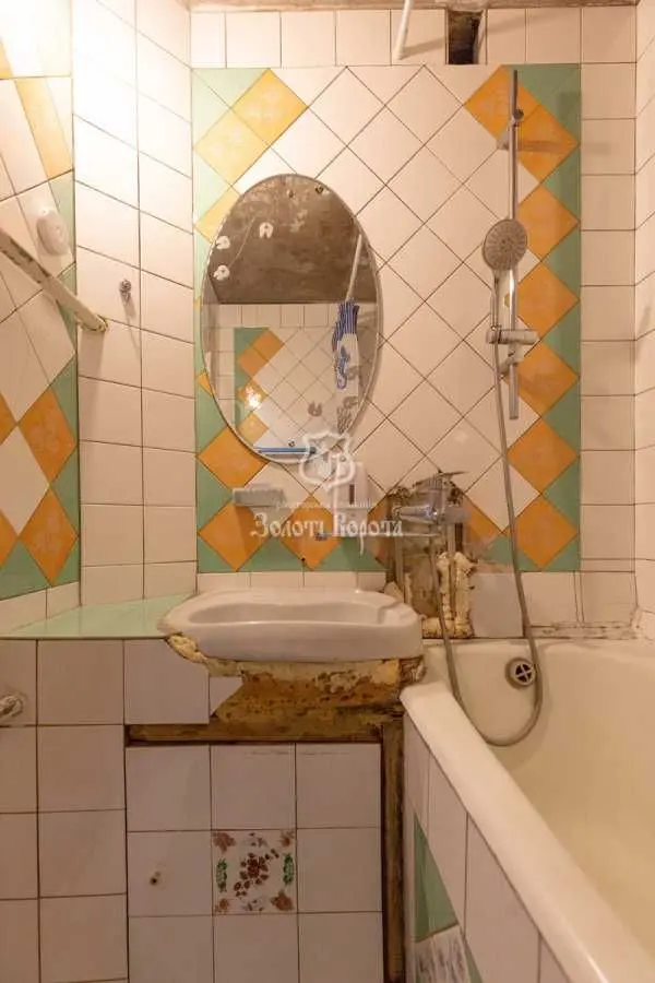 Фото Selling a 3-room apartment, 70 sq.m., Dekabrystiv Street 5 Kyiv, price: 100000 USD, code 7308
