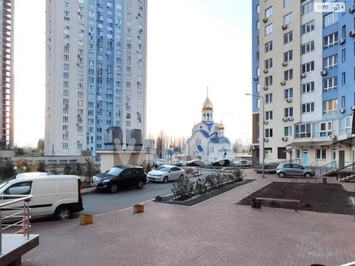 Фото Продаю паркінг, гараж, 15 кв. м, Академіка Глушкова просп.  Київ, ціна: 40000 EUR, код 7323