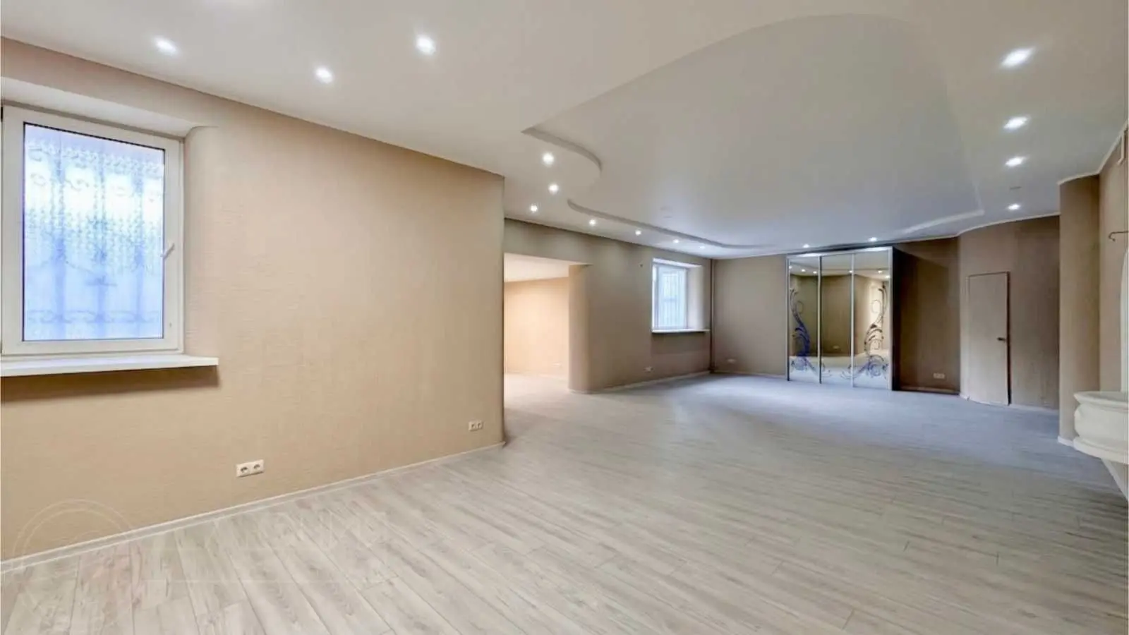 Фото Selling an office, 150 sq.m., Heroiv Stalinhrada Avenue 12д Kyiv, price: 261800 USD, code 7326