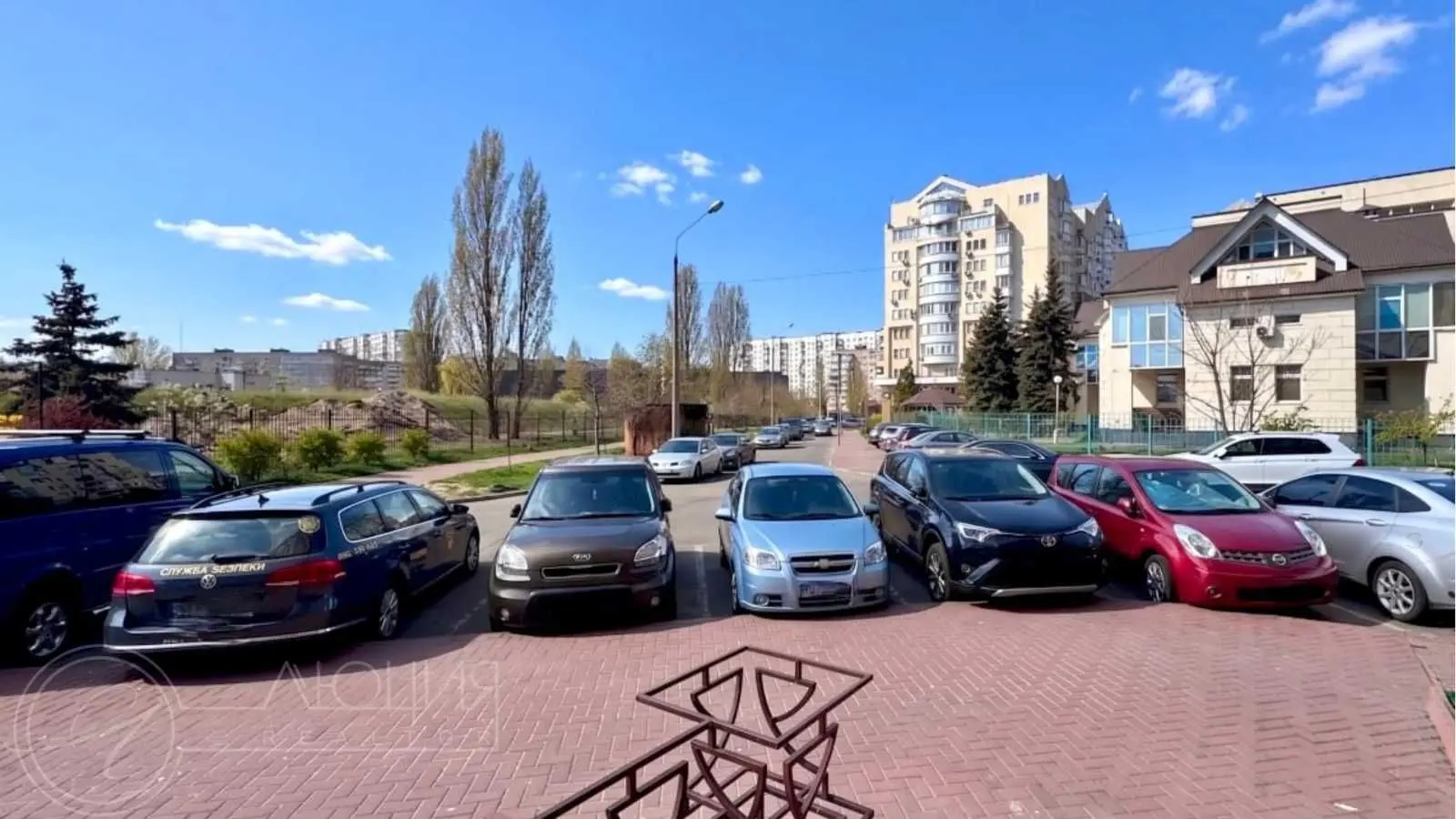 Фото Selling an office, 150 sq.m., Heroiv Stalinhrada Avenue 12д Kyiv, price: 261800 USD, code 7326