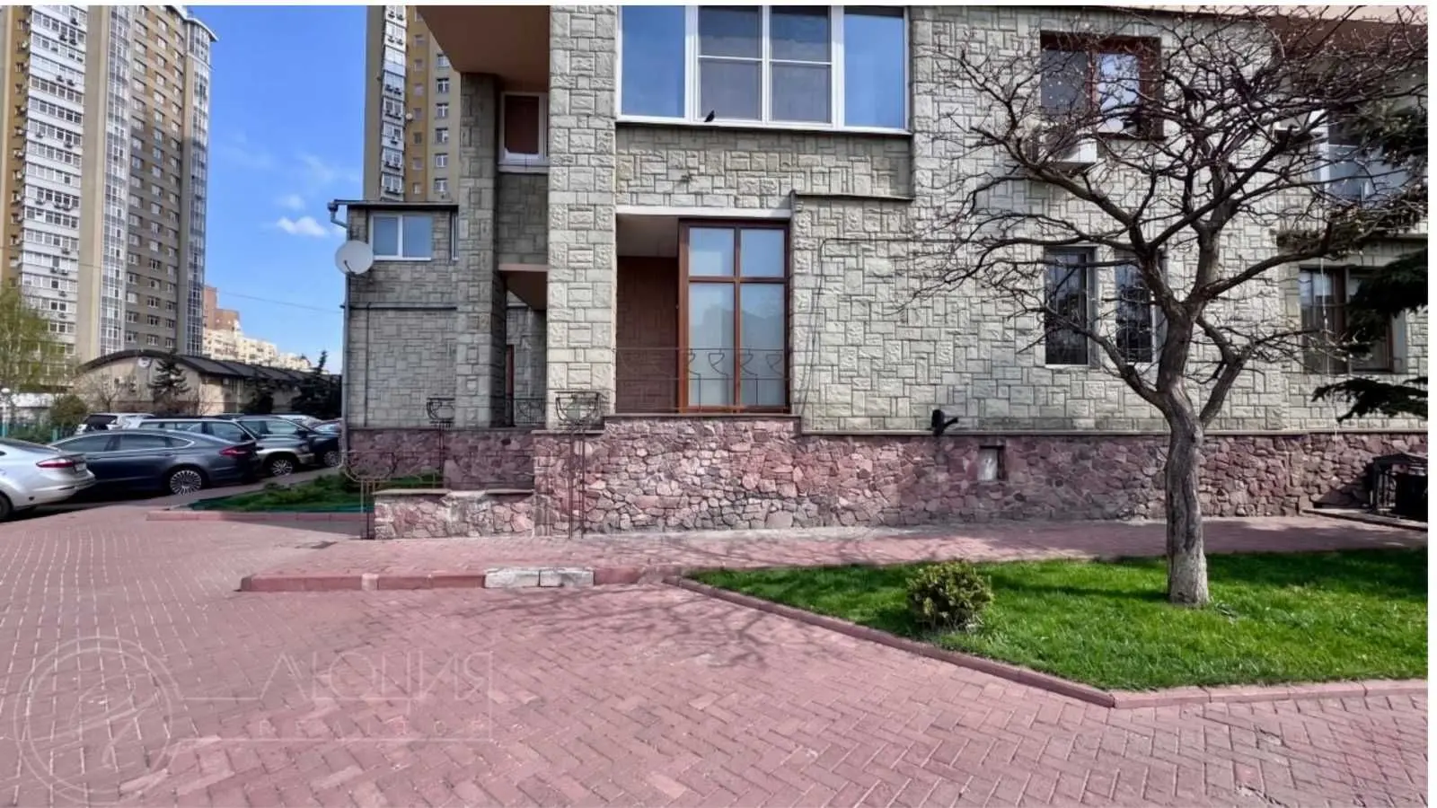 Фото Selling an office, 150 sq.m., Heroiv Stalinhrada Avenue 12д Kyiv, price: 261800 USD, code 7326