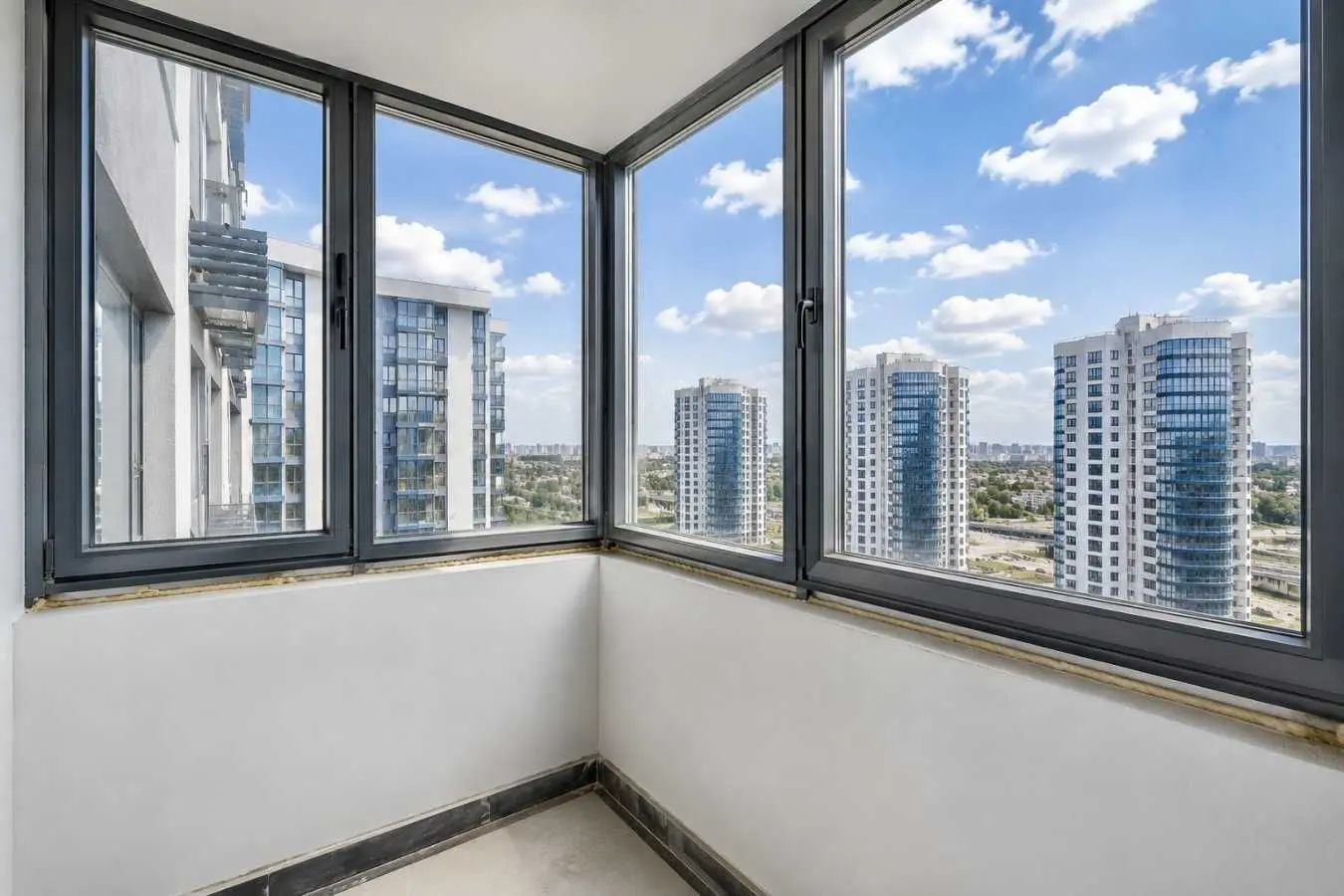 Фото Продаю 3 кімнатну квартиру, 76 кв. м, Осокорська вул.  Київ, ціна: 138500 USD, код 7328