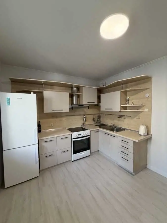 Фото Продаю 2-комнатную квартиру, 73.5 кв. м, Урловская ул. 17 Киев, цена: 108000 USD, код 7332