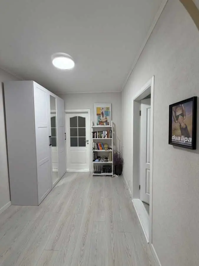 Фото Продаю 2-комнатную квартиру, 73.5 кв. м, Урловская ул. 17 Киев, цена: 108000 USD, код 7332
