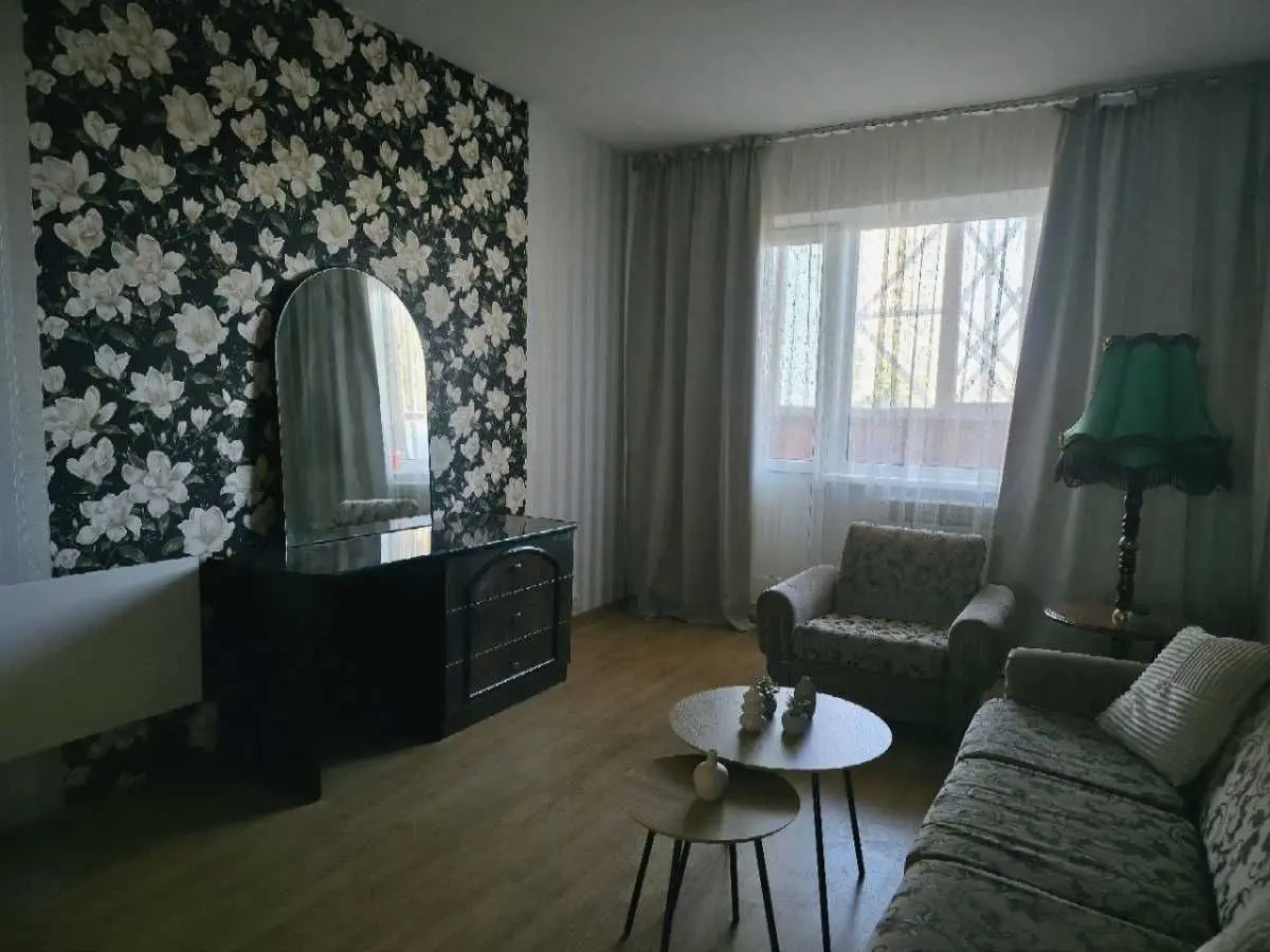 Фото Rent a 3-room apartment, Akademika Zabolotnoho Street 6 Kyiv for long-term rent, price: 25000 UAH, code 7337