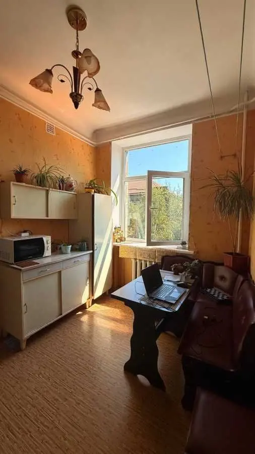 Фото Продаю 2 кімнатну квартиру, 60 кв. м, Вокзальна вул.  Дніпро, ціна: 49000 USD, код 7342