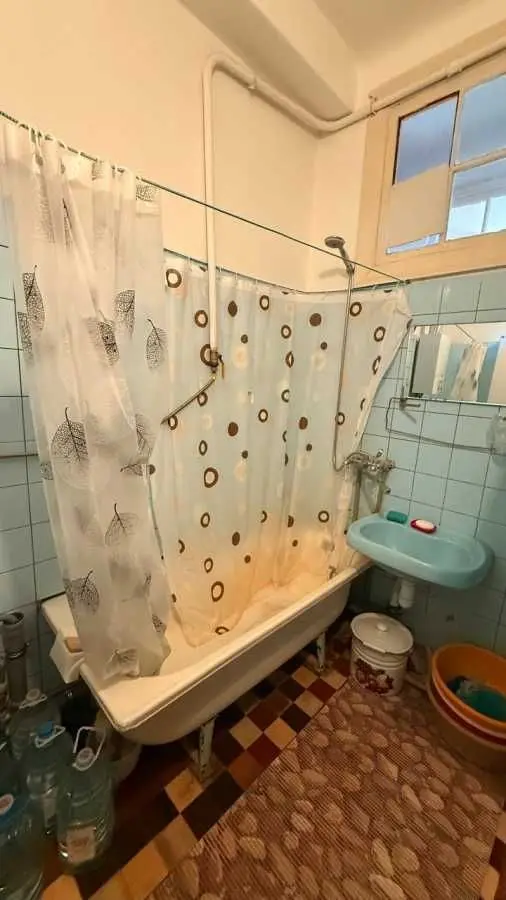 Фото Продаю 2 кімнатну квартиру, 60 кв. м, Вокзальна вул.  Дніпро, ціна: 49000 USD, код 7342