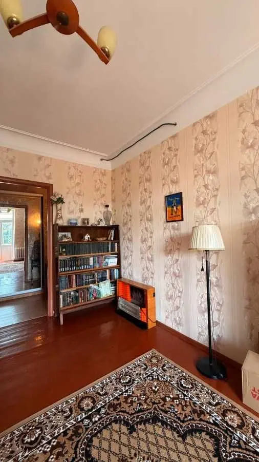Фото Продаю 2 кімнатну квартиру, 60 кв. м, Вокзальна вул.  Дніпро, ціна: 49000 USD, код 7342