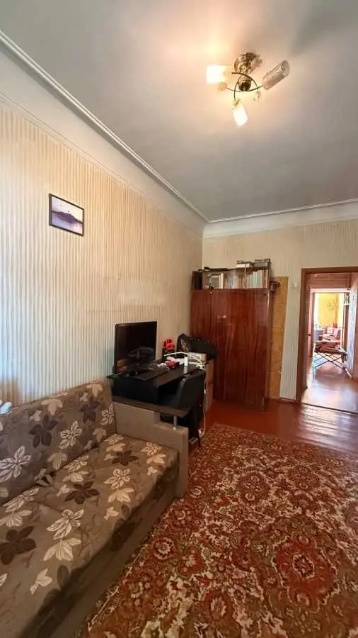 Фото Продаю 2 кімнатну квартиру, 60 кв. м, Вокзальна вул.  Дніпро, ціна: 49000 USD, код 7342