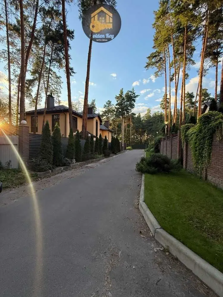 Фото Зняти будинок, Абрикосова вул.  Щасливе в довгострокову оренду, ціна: 1700 USD, код 7345