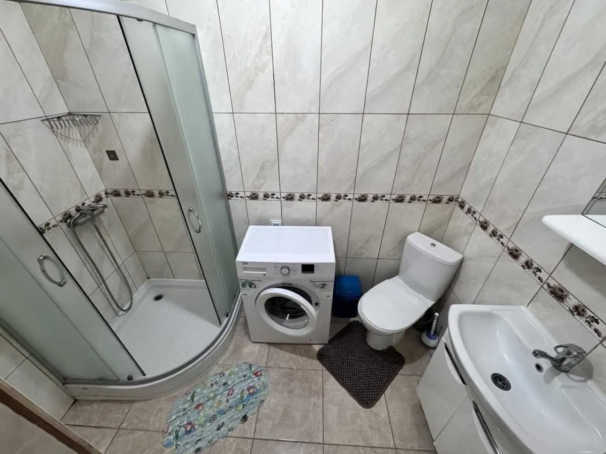 Фото Продаю 1 кімнатну квартиру, 41 кв. м, Мінеральна вул.  Ірпінь, ціна: 71000 USD, код 7346