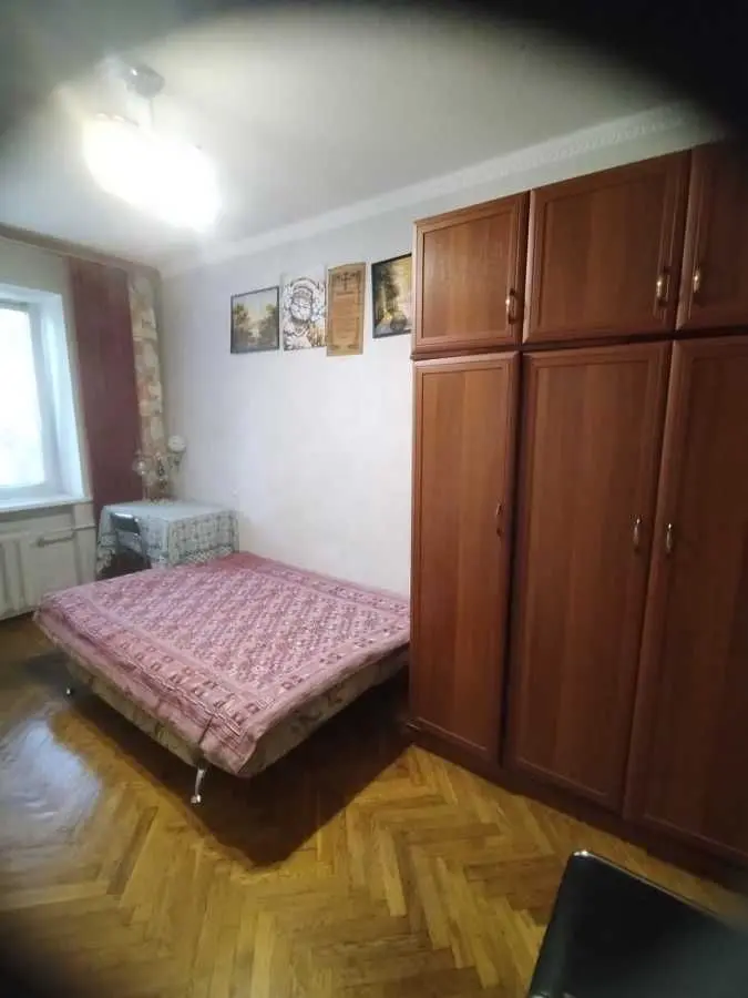 Фото Зняти 2 кімнатну квартиру, Соборності просп. (Возз’єднання) 4 Київ в довгострокову оренду, ціна: 4000 UAH, код 7349