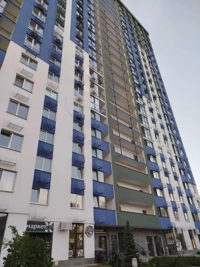 Фото Продаю 3 кімнатну квартиру, 95 кв. м, Івана Виговського вул. (Маршала Гречка) 10д Київ, ціна: 105000 USD, код 7351