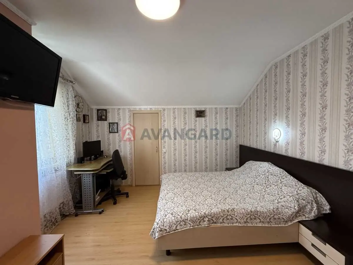 Фото Продаю будинок, 127 кв. м, Садовий пров.  Київ, ціна: 160000 USD, код 7353