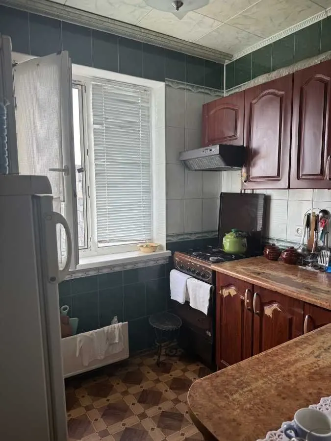 Фото Продаю 2 кімнатну квартиру, 45 кв. м, Симиренка вул. 14/9 Київ, ціна: 56500 USD, код 7354