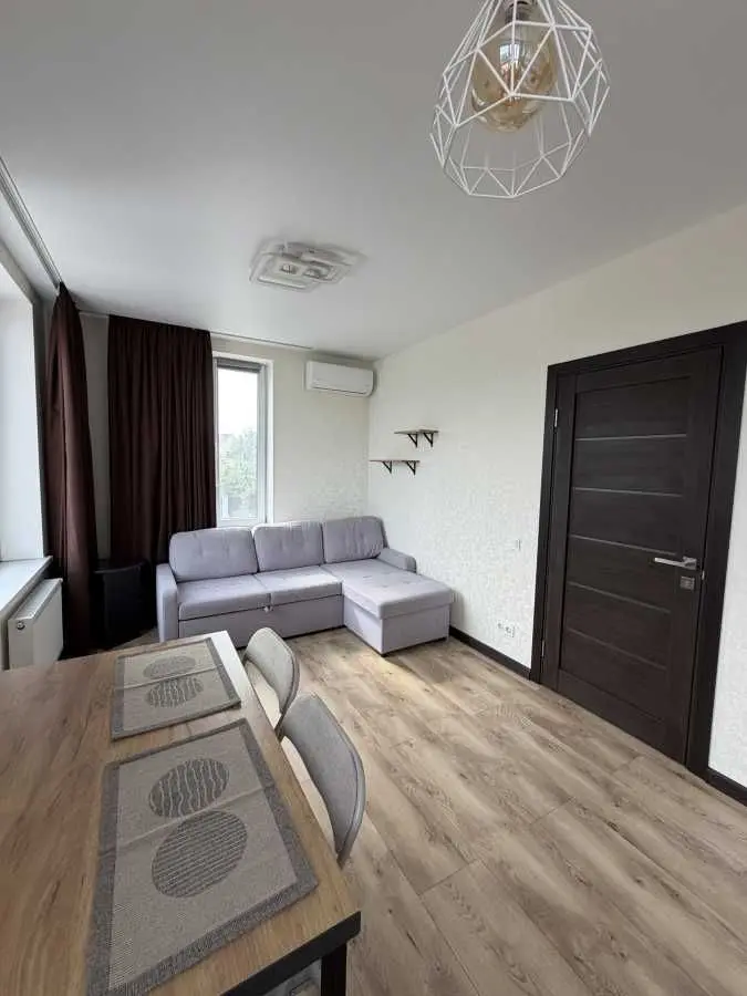 Фото Продаю 1 кімнатну квартиру, 44 кв. м, Шевченка вул.  Бориспіль, ціна: 56000 USD, код 7357