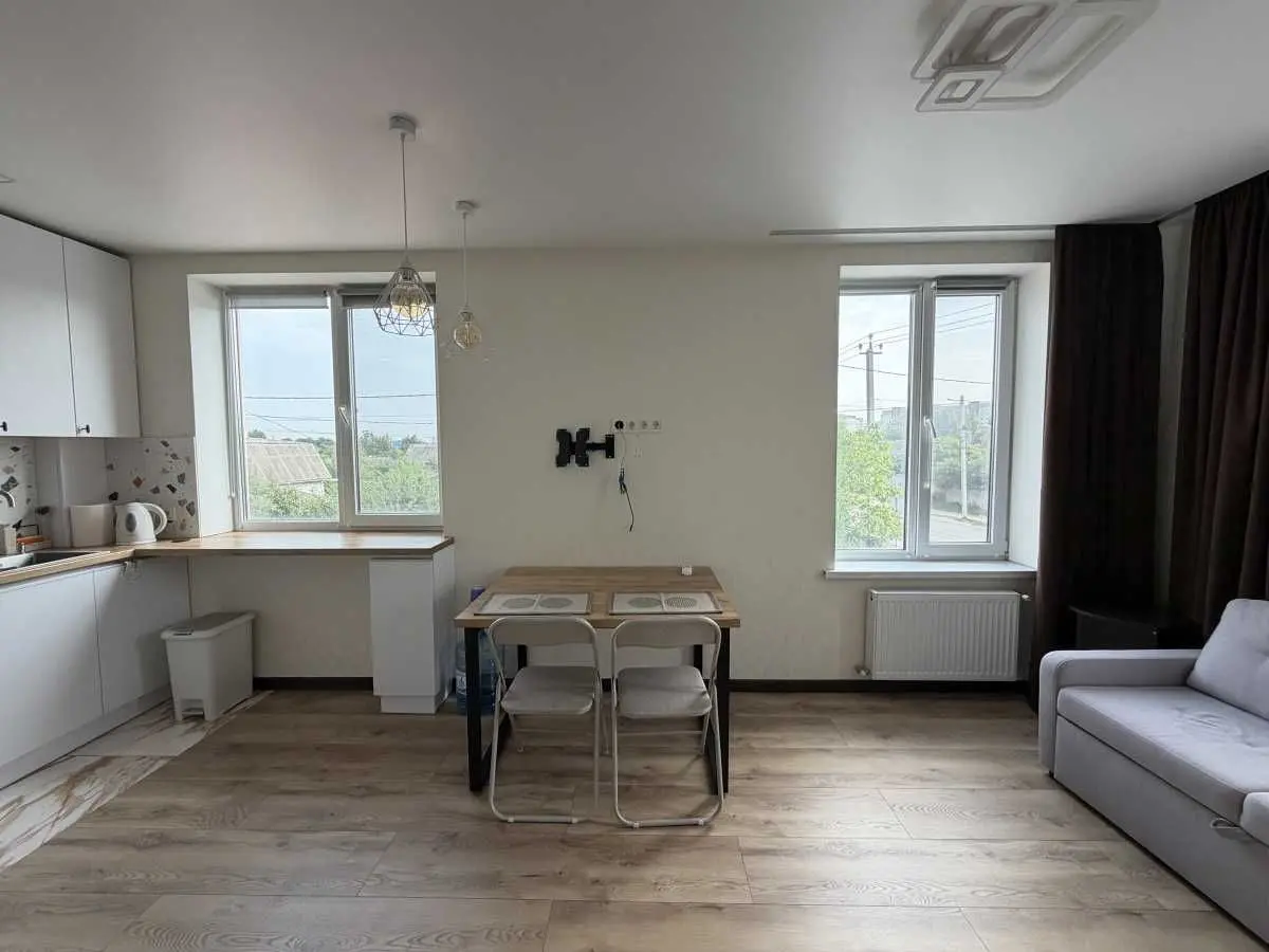 Фото Продаю 1 кімнатну квартиру, 44 кв. м, Шевченка вул.  Бориспіль, ціна: 56000 USD, код 7357