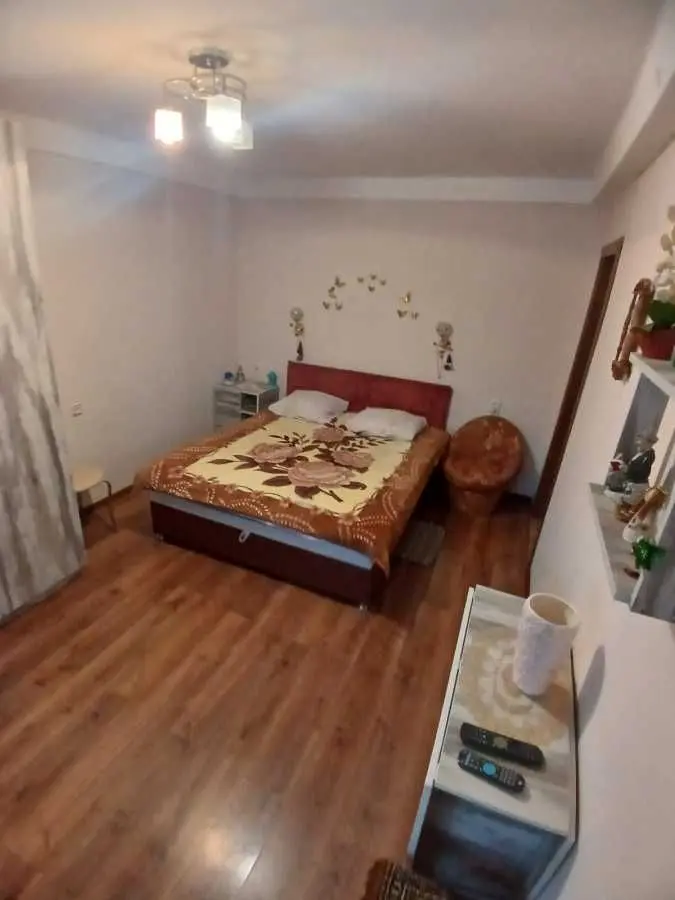 Фото Зняти 1 кімнатну квартиру, Зодчих вул.  Київ в довгострокову оренду, ціна: 12000 UAH, код 7359