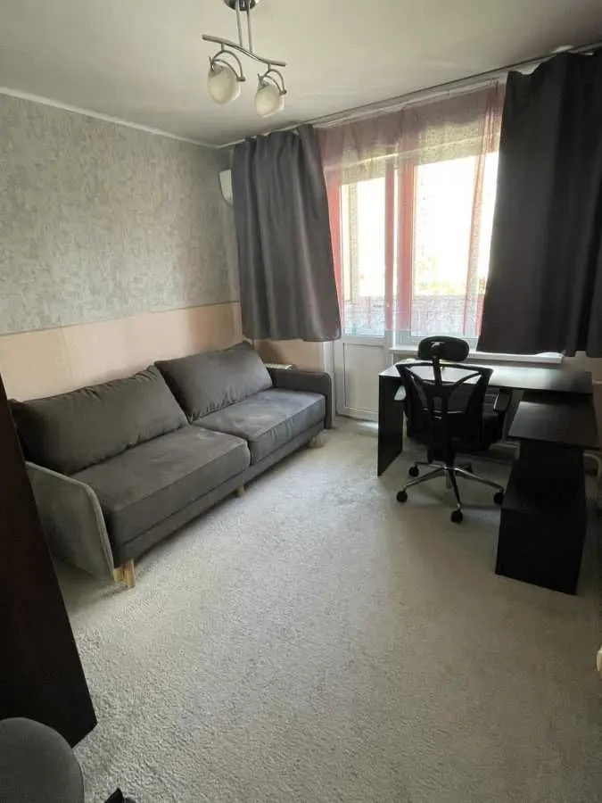 Фото Продаю 2 кімнатну квартиру, 45 кв. м, Пантелеймона Куліша вул. (Челябінська) 17 Київ, ціна: 63500 USD, код 7360