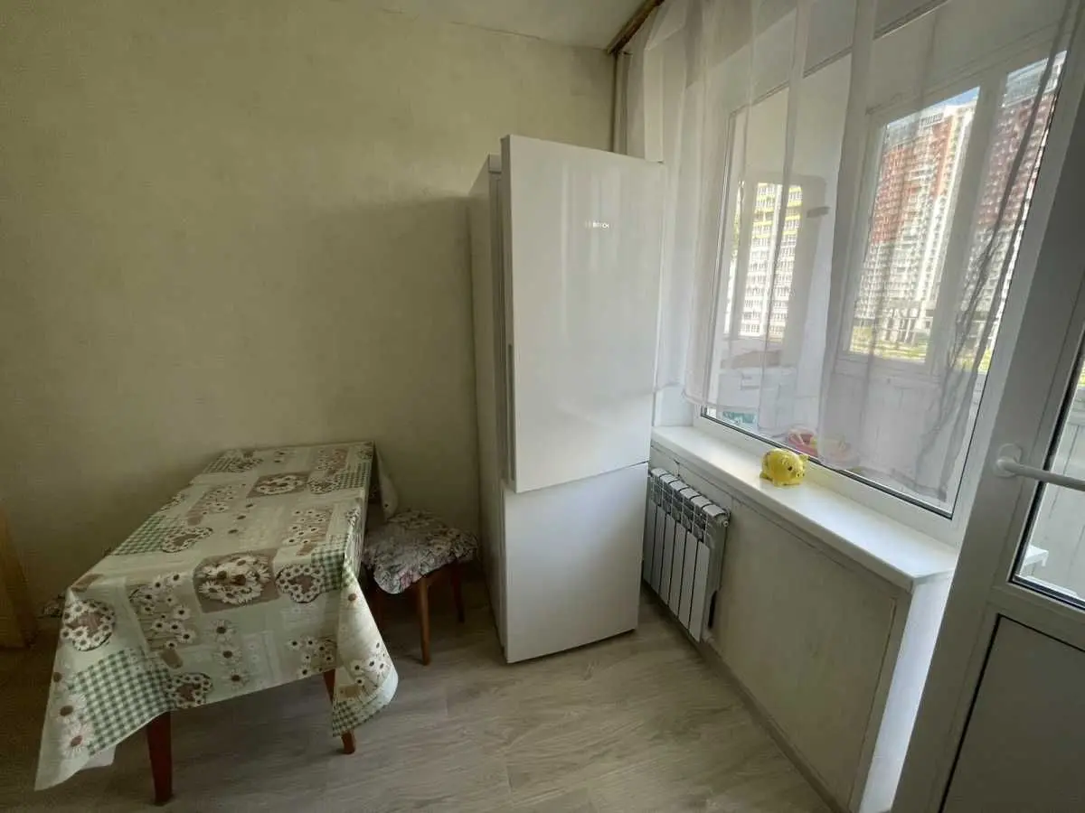 Фото Продаю 2 кімнатну квартиру, 45 кв. м, Пантелеймона Куліша вул. (Челябінська) 17 Київ, ціна: 63500 USD, код 7360