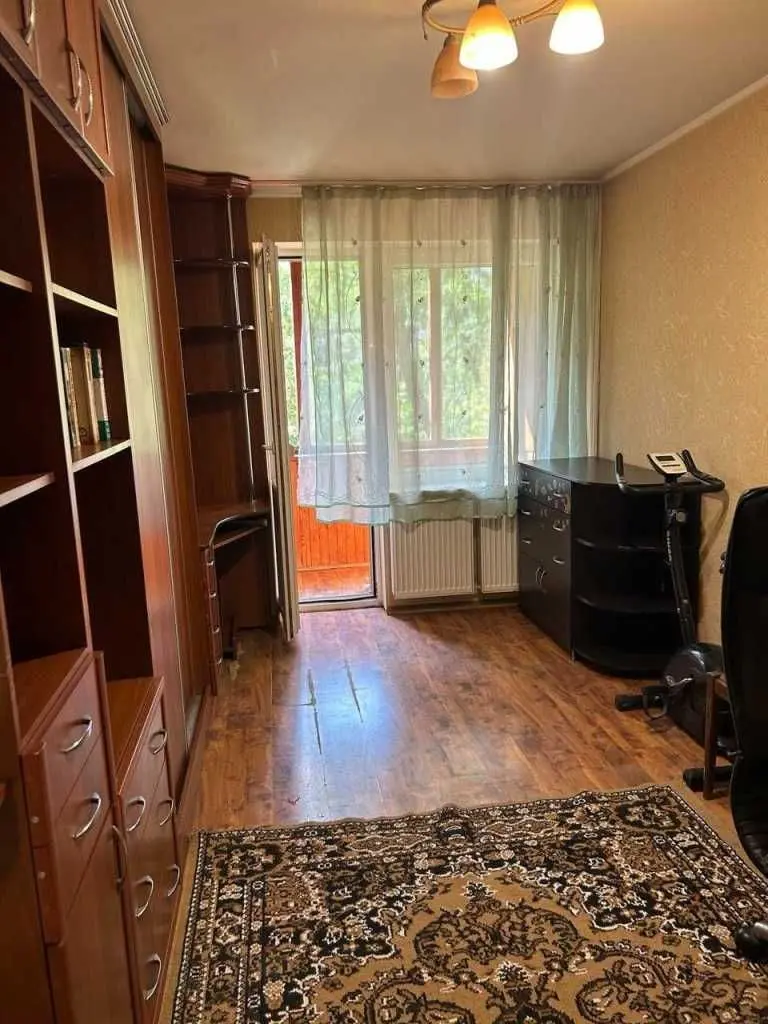 Фото Зняти 3 кімнатну квартиру, Маршала Рокосовського просп. 3 Київ в довгострокову оренду, ціна: 25000 UAH, код 7362
