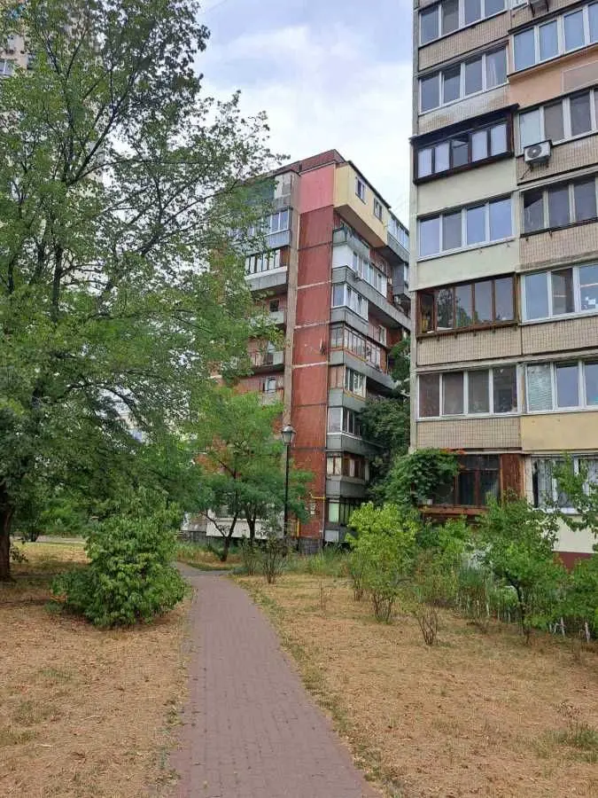 Фото Продаю 1 кімнатну квартиру, 24 кв. м, Андрія Малишка вул. 17 Київ, ціна: 39999 USD, код 7379