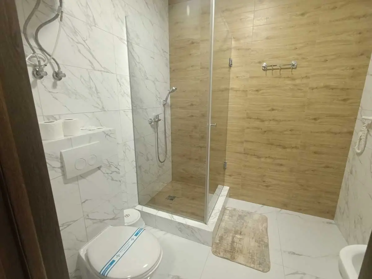 Фото Зняти 2 кімнатну квартиру, Успенський пров.  Одеса в довгострокову оренду, ціна: 13000 UAH, код 7385