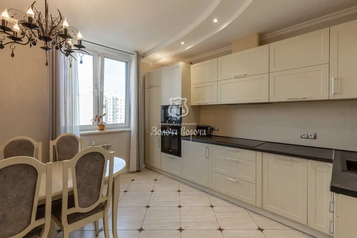 Фото Selling a 3-room apartment, 96.5 sq.m., Mykoly Zakrevskoho Street (Myloslavska Street)  Kyiv, price: 150000 USD, code 7393