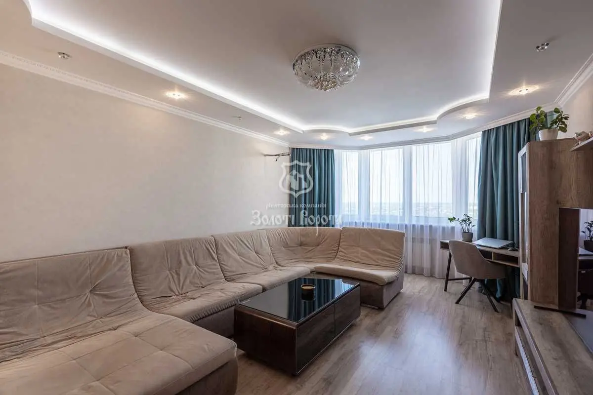 Фото Selling a 3-room apartment, 96.5 sq.m., Mykoly Zakrevskoho Street (Myloslavska Street)  Kyiv, price: 150000 USD, code 7393