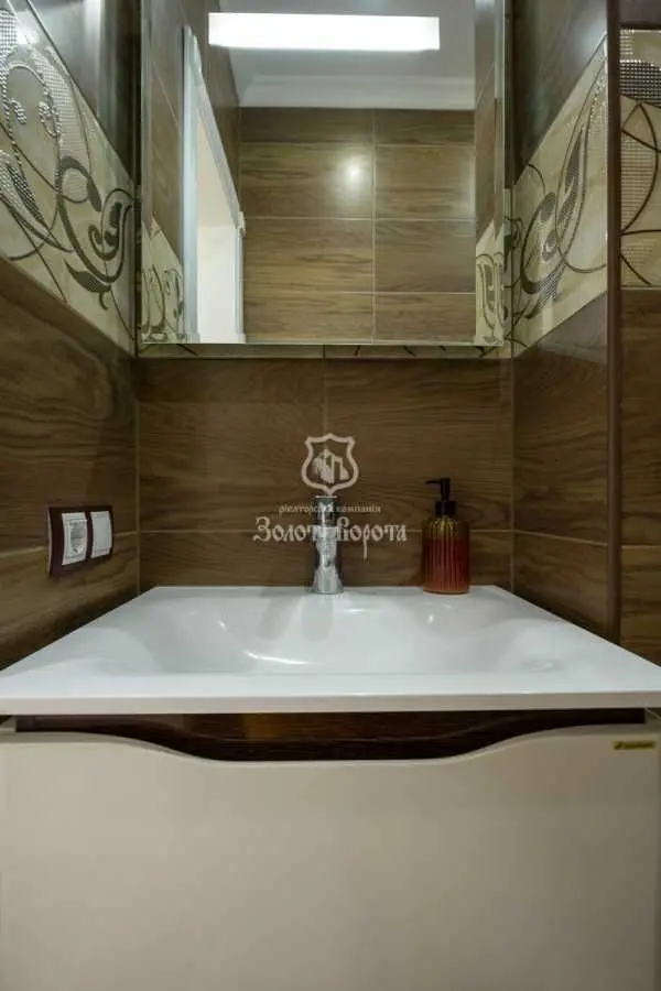 Фото Selling a 3-room apartment, 96.5 sq.m., Mykoly Zakrevskoho Street (Myloslavska Street)  Kyiv, price: 150000 USD, code 7393