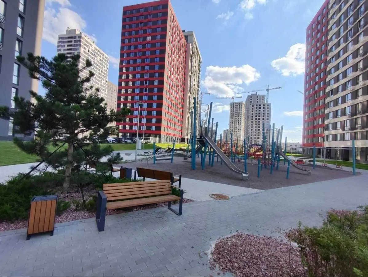 Фото Продаю 1 кімнатну квартиру, 46.97 кв. м, Всеволода Змієнка вул.  Київ, ціна: 77000 USD, код 7398
