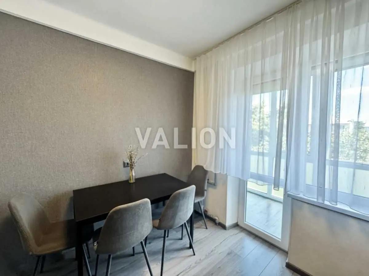 Фото Продаю 1 кімнатну квартиру, 40 кв. м, Світлицького вул. 30/20 Київ, ціна: 65000 USD, код 7402