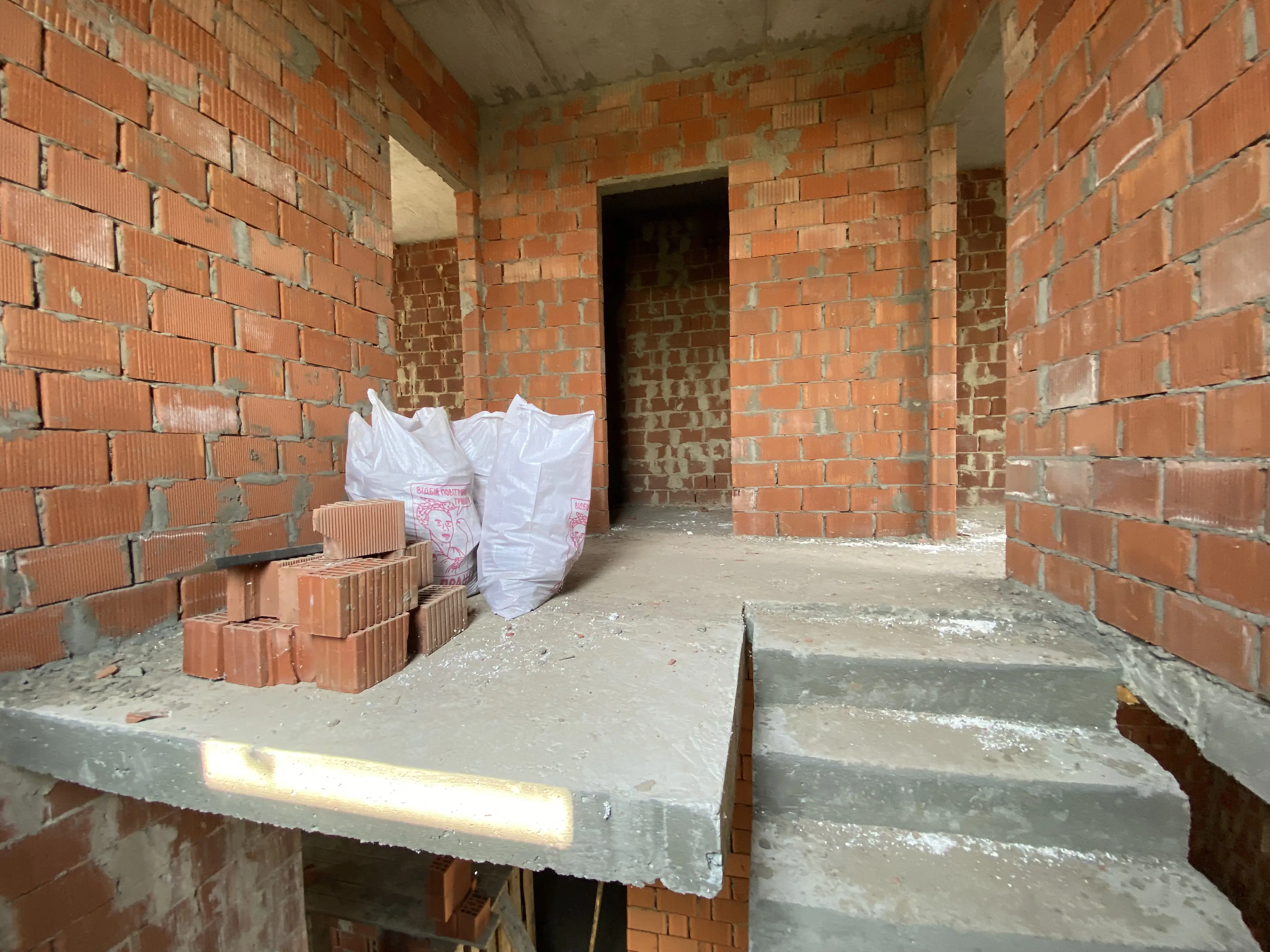 Фото Продаю 2 кімнатну квартиру, 77 кв. м, Миру вул.  Крюківщина, ціна: 66000 $, код 7409